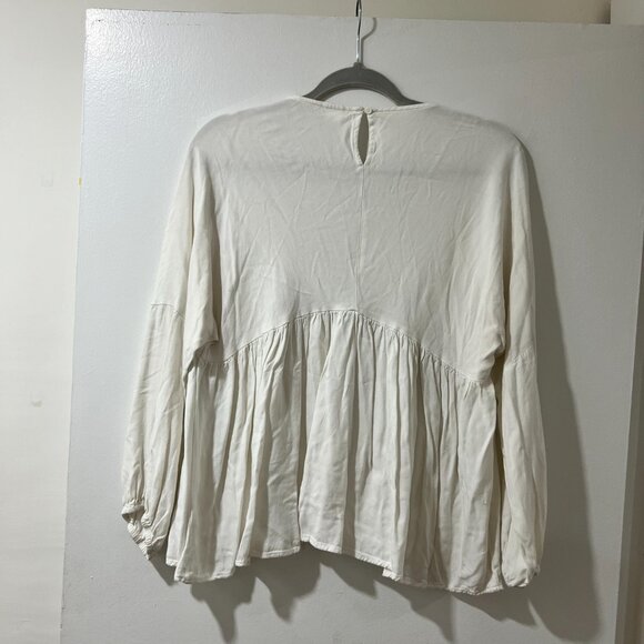 ✨ VICI Flawless White Boho Peplum Blouse – Size M ✨ - Picture 7 of 8
